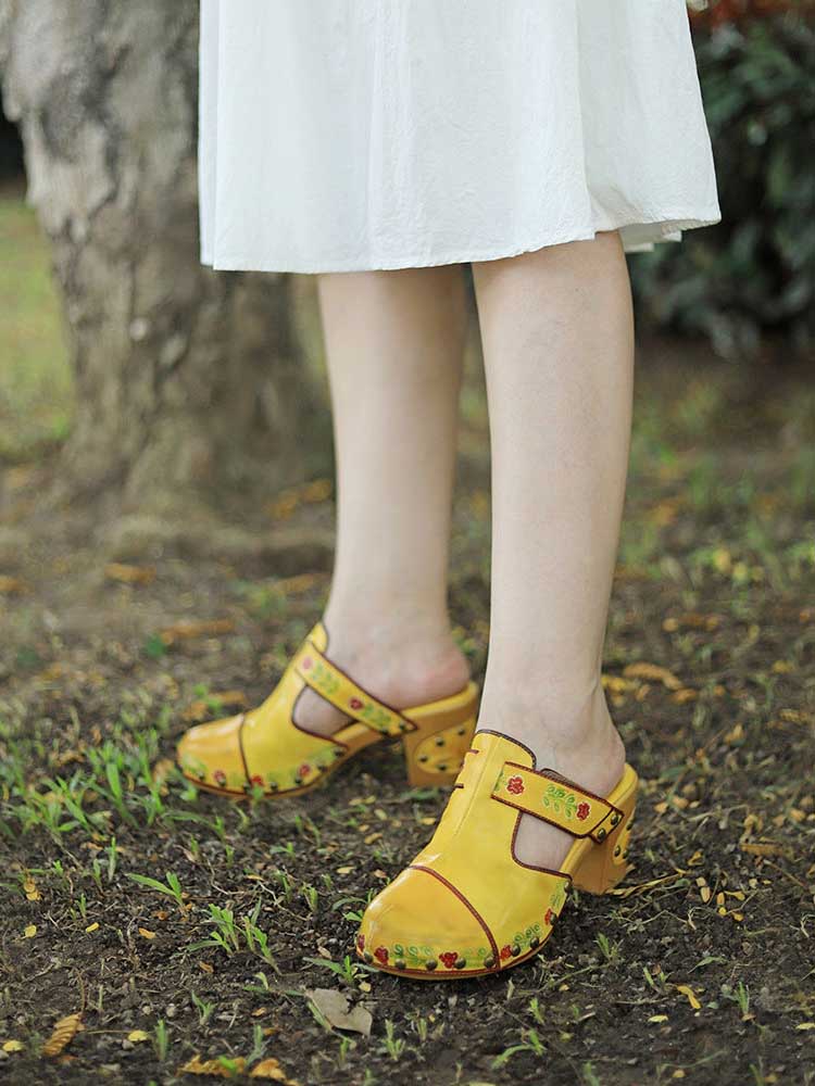 Vintage Handmade Round Toe Floral Slippers